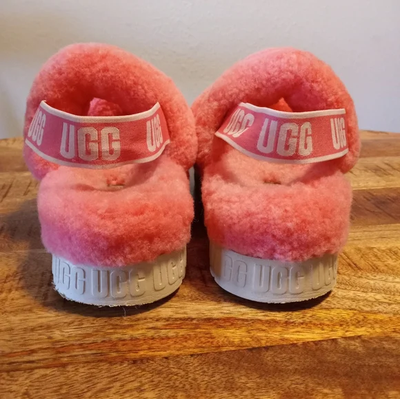 4/$20 UGG Hot Pink Fluffita Platform Sandals - Picture 4 of 16
